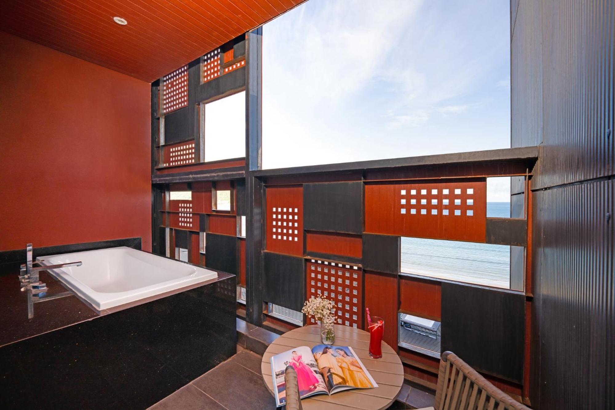 The Code Hotel & Spa Đà Nẵng Exterior foto